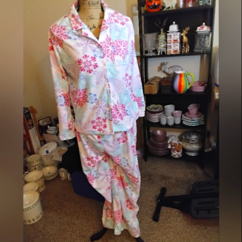 ❄️Kmart PINK Fleece 2-Piece Pajama Set Snowflakes Womens Size M